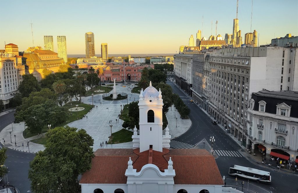 Plaza de Mayo – Espacios Públicos