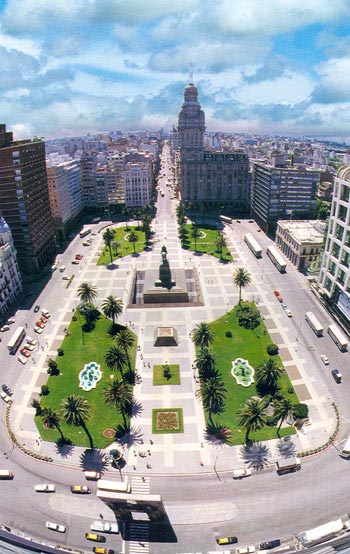 Plaza Independencia – Espacios Públicos en Montevideo